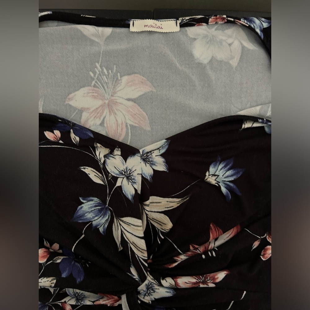 3X - Maitai Crop Top - Picture 2 of 4
